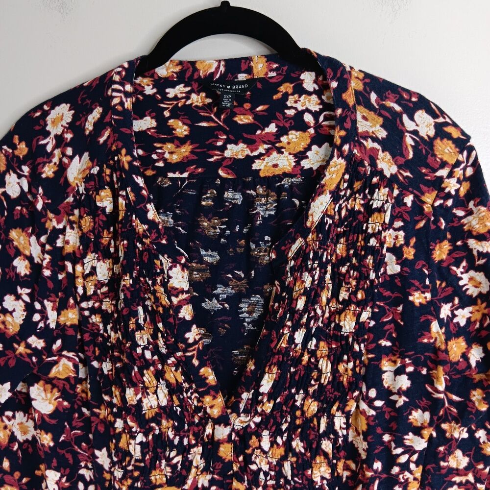 Lucky Brand Top Shirt Small Floral Print Jersey Stretch Peasant Cottagecore Fall - Picture 6 of 8